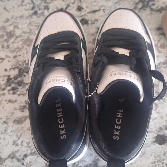 Skechers Kids' Black and White Sneakers - Picture 4 of 7